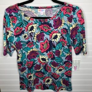 LuLaRoe Gigi top